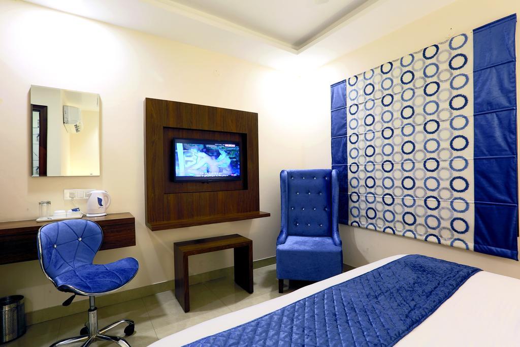 Hotel Rk Grande Ludhiana Kamer foto