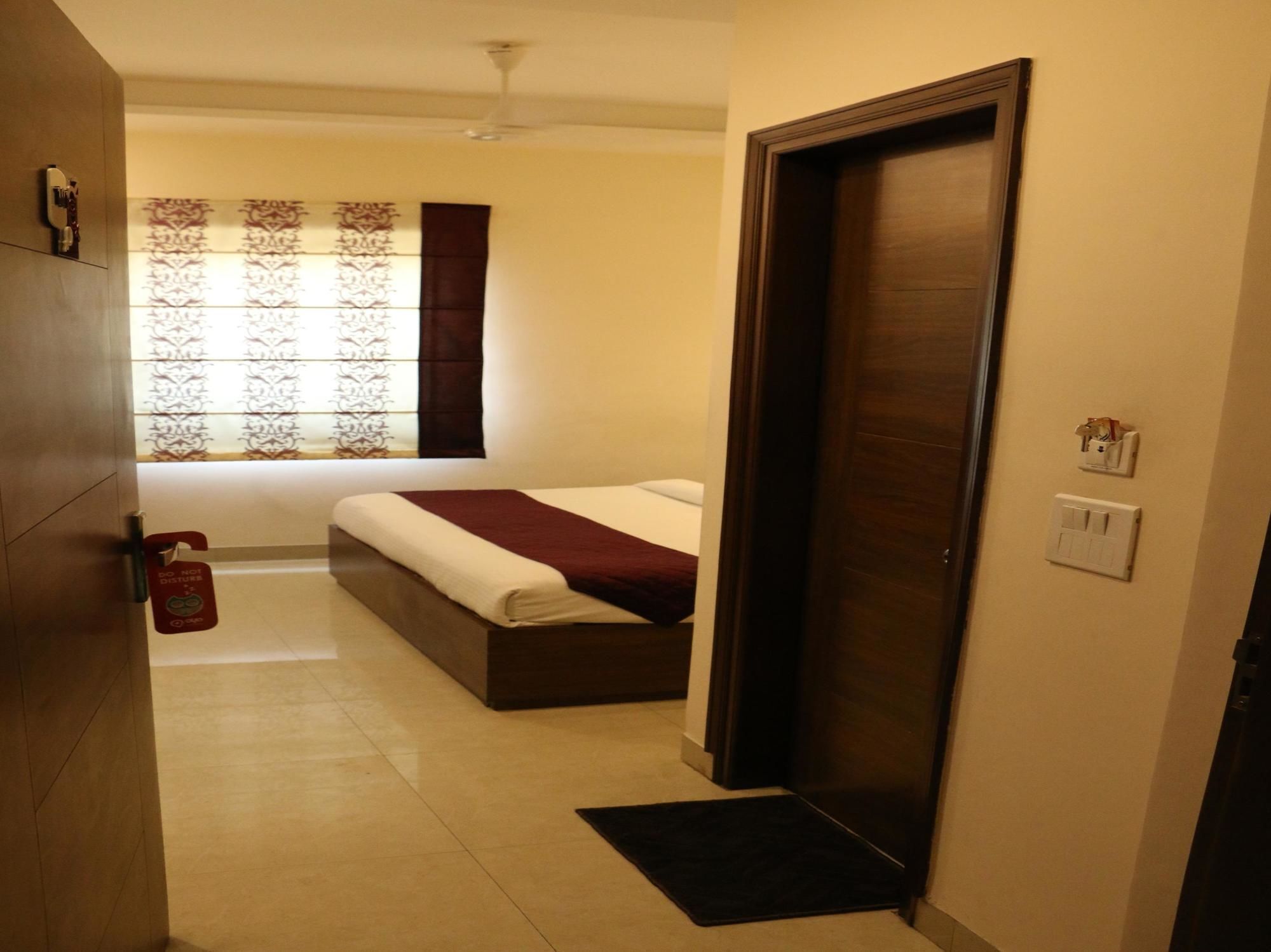 Hotel Rk Grande Ludhiana Buitenkant foto